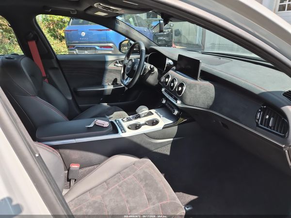 2023 KIA STINGER GT2 — I5