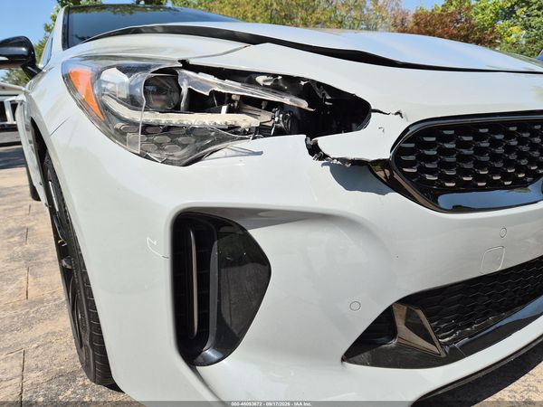 2023 KIA STINGER GT2 — I6