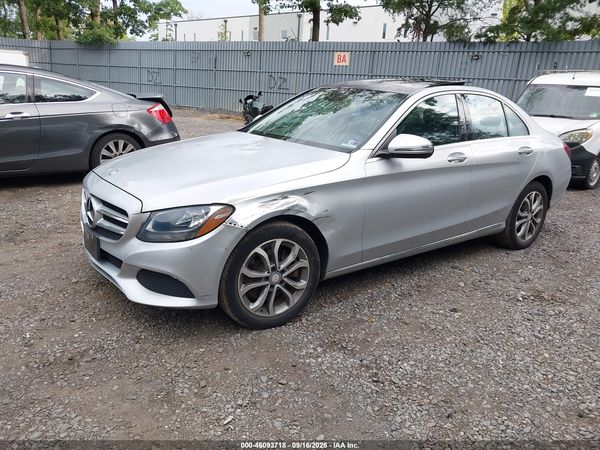 2017 MERCEDES-BENZ C 300 — I2