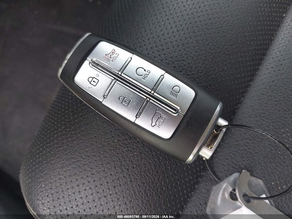 2025 GENESIS GV70 2.5T AWD — I11
