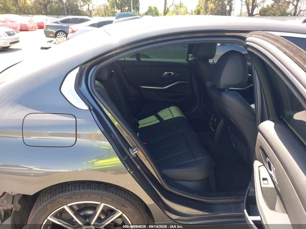 2019 BMW 330I — I8
