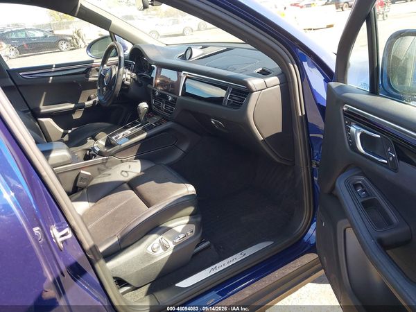 2022 PORSCHE MACAN S — I5