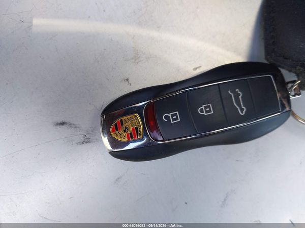 2022 PORSCHE MACAN S — I11