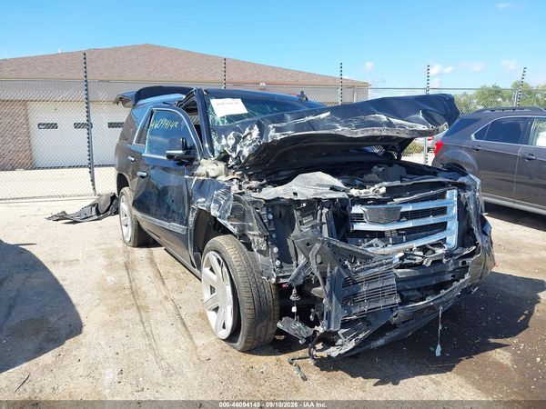 2018 CADILLAC ESCALADE PREMIUM LUXURY — I6
