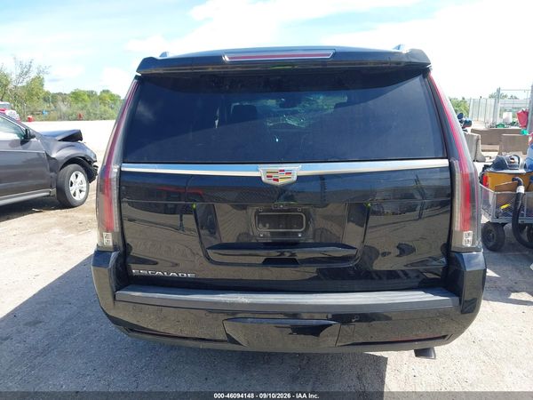 2018 CADILLAC ESCALADE PREMIUM LUXURY — I119