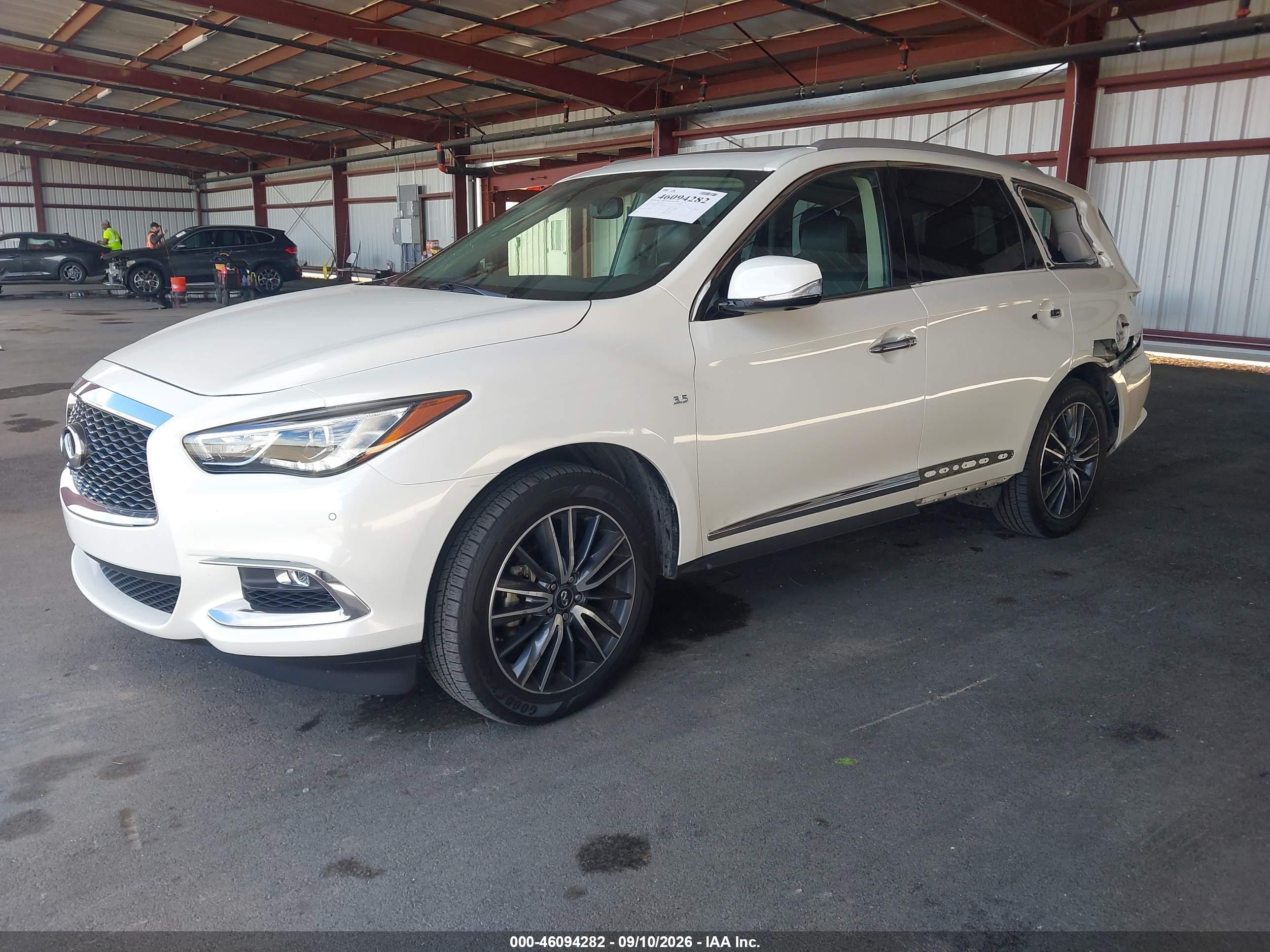 2018 INFINITI QX60 — I2