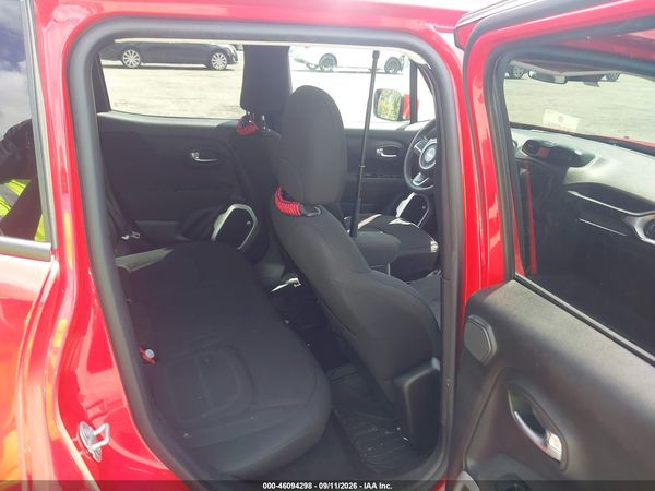 2018 JEEP RENEGADE LATITUDE FWD — I8