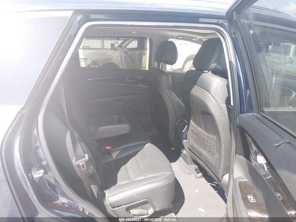 2016 KIA SORENTO 3.3L EX — I8