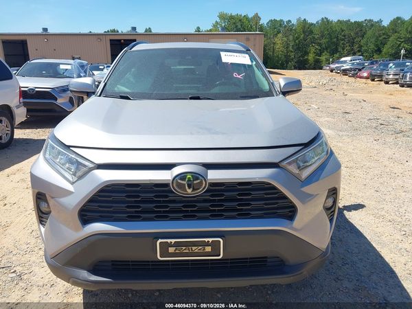2020 TOYOTA RAV4 XLE PREMIUM — I115