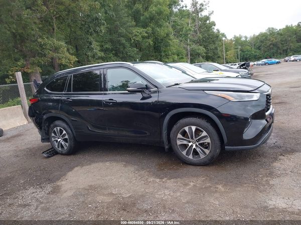 2021 TOYOTA HIGHLANDER XLE — I116