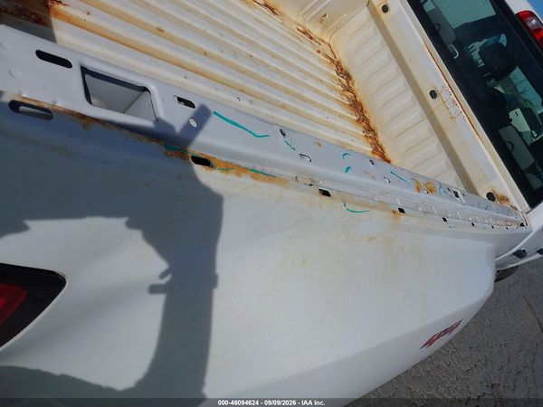 2015 CHEVROLET SILVERADO 3500HD WT — I73