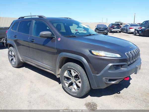 2016 JEEP CHEROKEE TRAILHAWK — I1