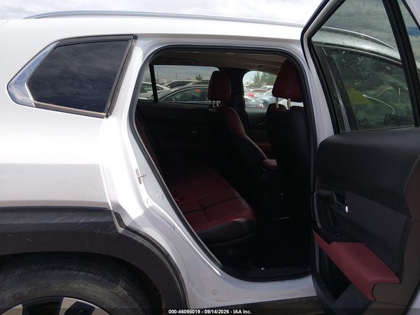 2025 MAZDA CX-50 HYBRID PREMIUM PLUS PACKAGE — I8
