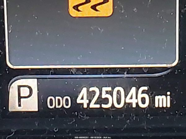 2015 TOYOTA SIENNA XLE 8 PASSENGER