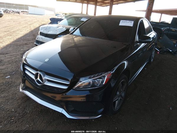 2016 MERCEDES-BENZ C 300 — I2