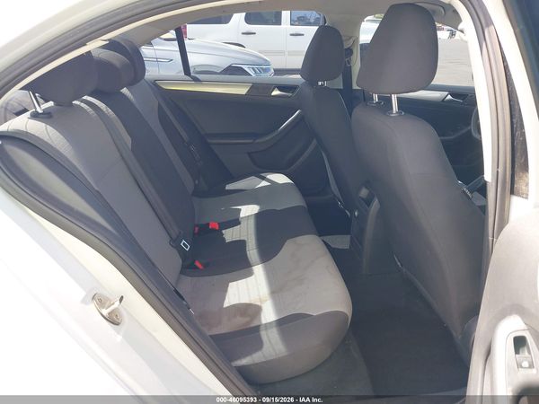 2017 VOLKSWAGEN JETTA 1.4T S — I8