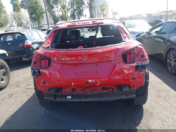 2020 MERCEDES-BENZ GLA 250 GLA250 — I119