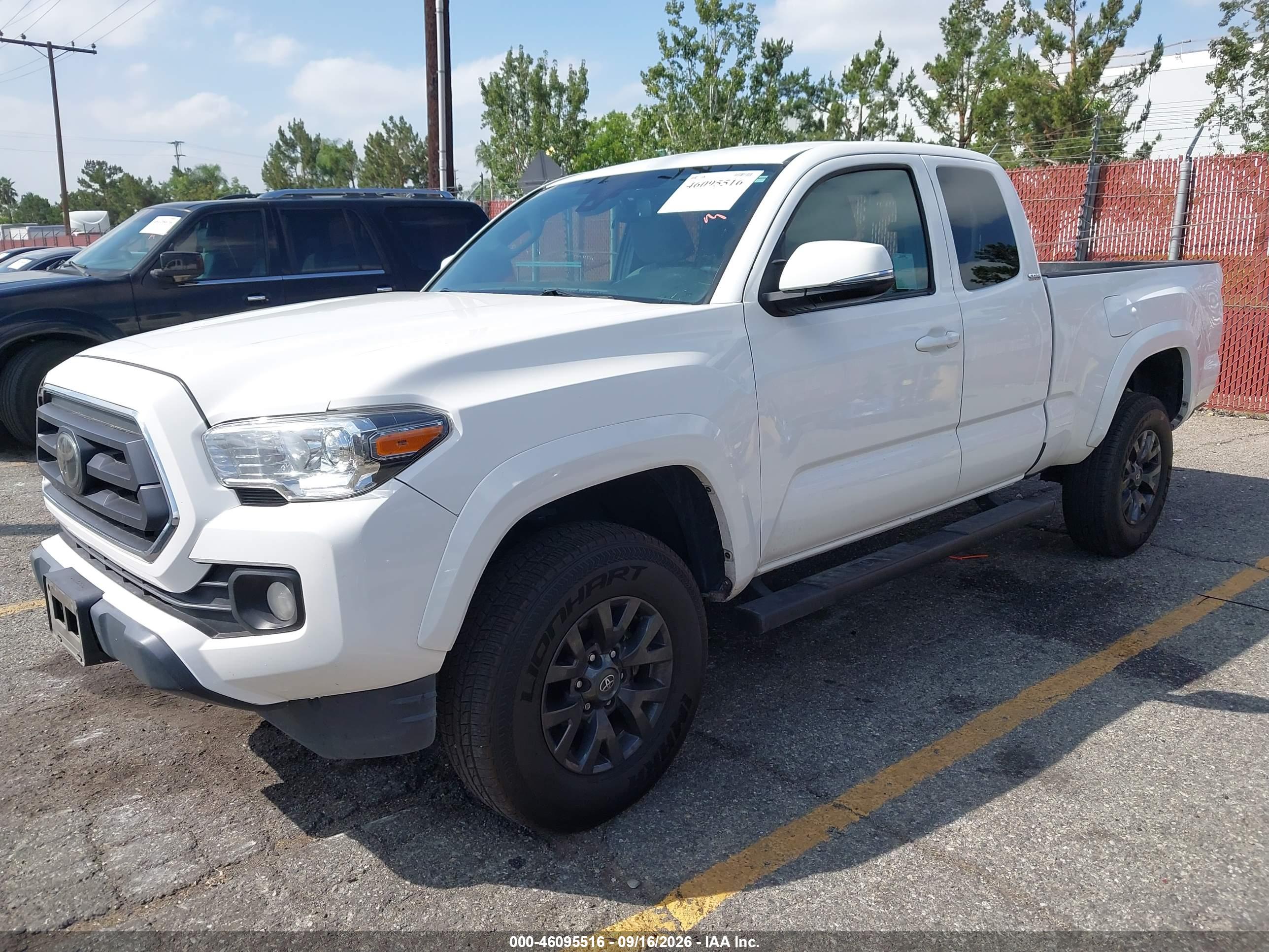 2021 TOYOTA TACOMA SR5 V6 — I2