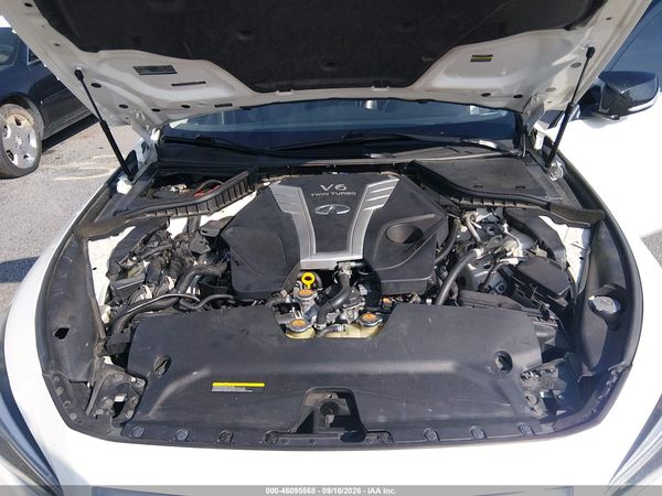 2016 INFINITI Q50 3.0T RED SPORT 400 — I10