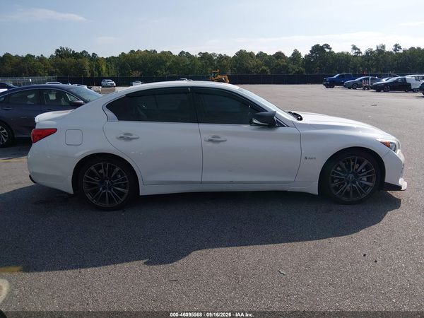2016 INFINITI Q50 3.0T RED SPORT 400 — I116