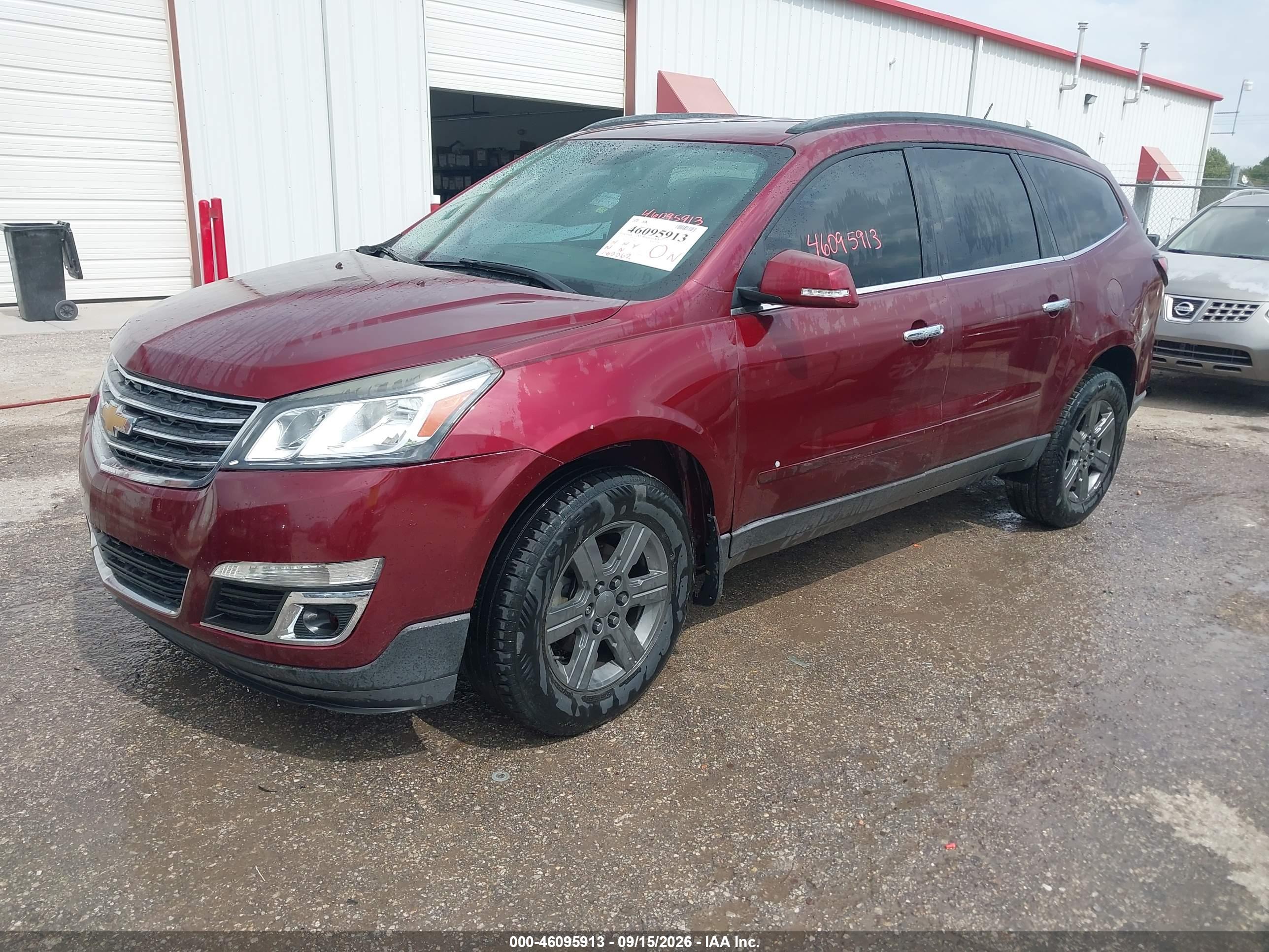 2015 CHEVROLET TRAVERSE LT — I2