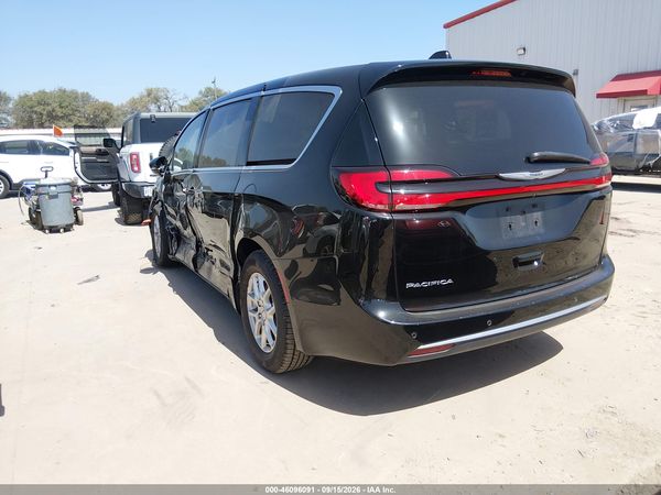 2024 CHRYSLER PACIFICA TOURING — I3