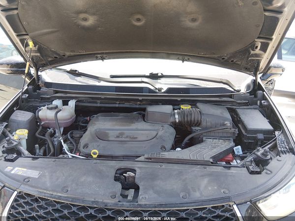 2024 CHRYSLER PACIFICA TOURING — I10