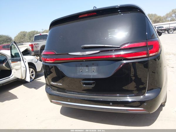 2024 CHRYSLER PACIFICA TOURING — I119