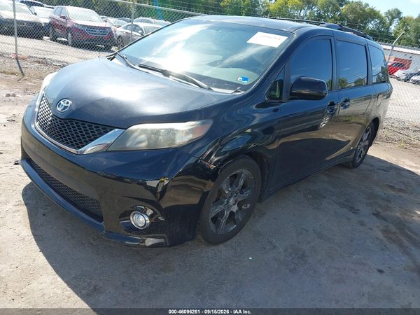 2012 TOYOTA SIENNA — I2