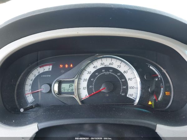 2012 TOYOTA SIENNA SE 8 PASSENGER — I7