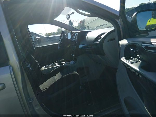 2015 DODGE GRAND CARAVAN SXT — I5