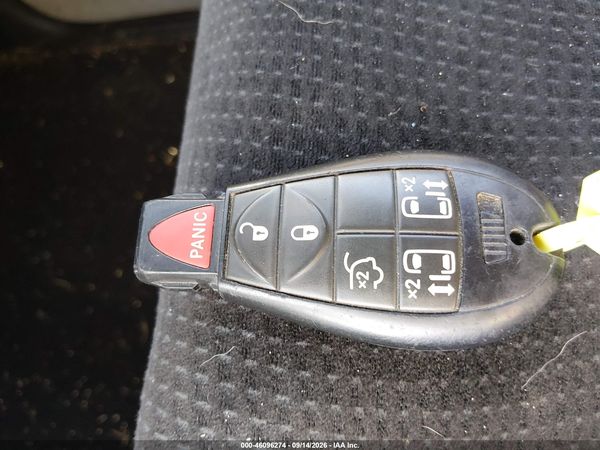 2015 DODGE GRAND CARAVAN SXT — I11