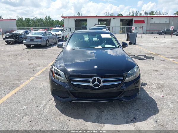 2017 MERCEDES-BENZ C 300 C300 — I115