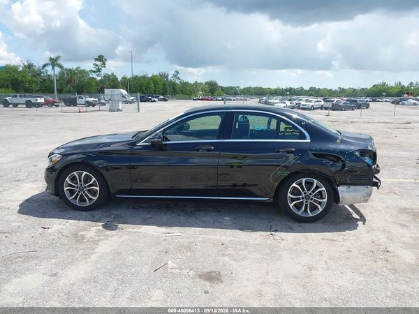 2017 MERCEDES-BENZ C 300 C300 — I117