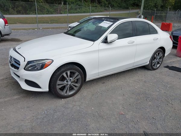 2015 MERCEDES-BENZ C 300 — I2