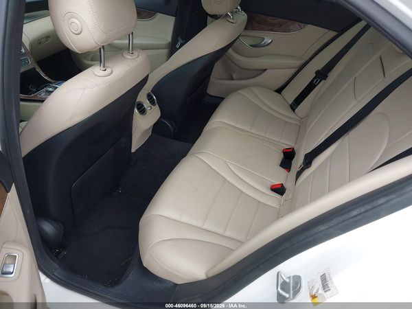 2015 MERCEDES-BENZ C 300 4MATIC — I8