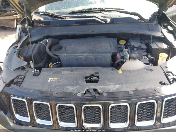 2018 JEEP COMPASS LATITUDE FWD — I10