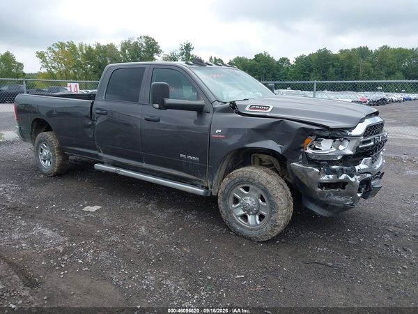 2019 RAM 2500 TRADESMAN  4X4 8' BOX — I1