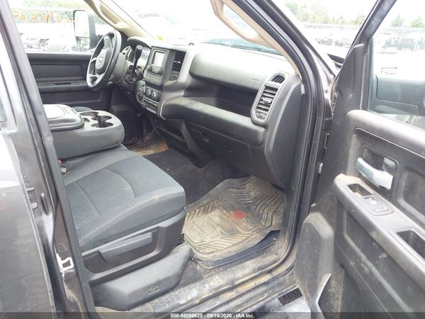 2019 RAM 2500 TRADESMAN  4X4 8' BOX — I5