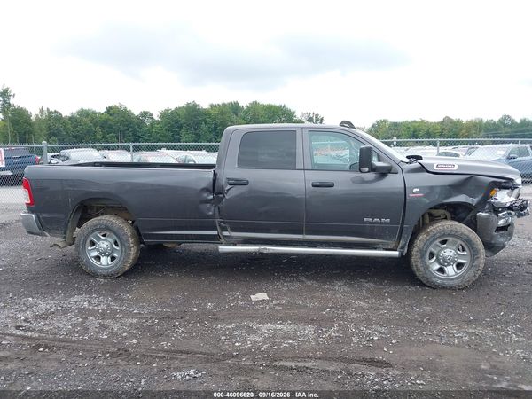 2019 RAM 2500 TRADESMAN  4X4 8' BOX — I116