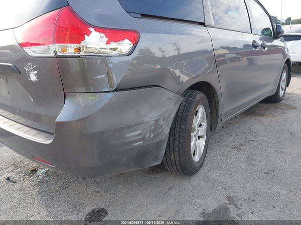 2014 TOYOTA SIENNA L V6 7 PASSENGER — I6