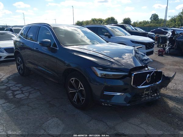 2022 VOLVO XC60 B5 MOMENTUM — I1