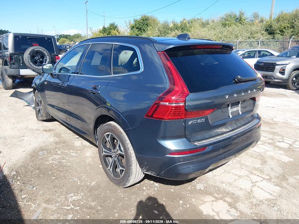 2022 VOLVO XC60 B5 MOMENTUM — I3