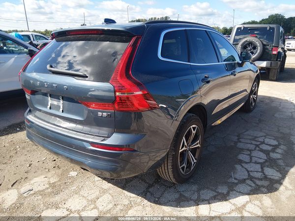 2022 VOLVO XC60 B5 MOMENTUM — I4