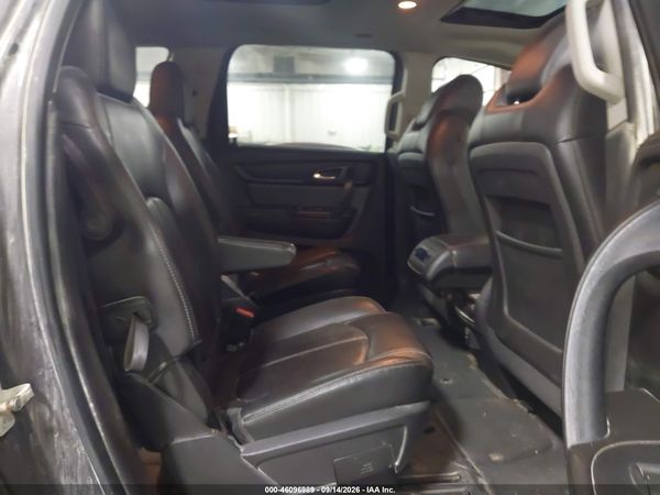2016 CHEVROLET TRAVERSE LT — I8