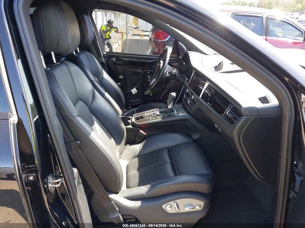 2021 PORSCHE MACAN S — I5