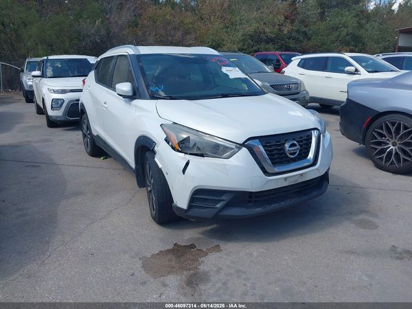 2018 NISSAN KICKS SV — I6
