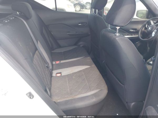 2018 NISSAN KICKS SV — I8