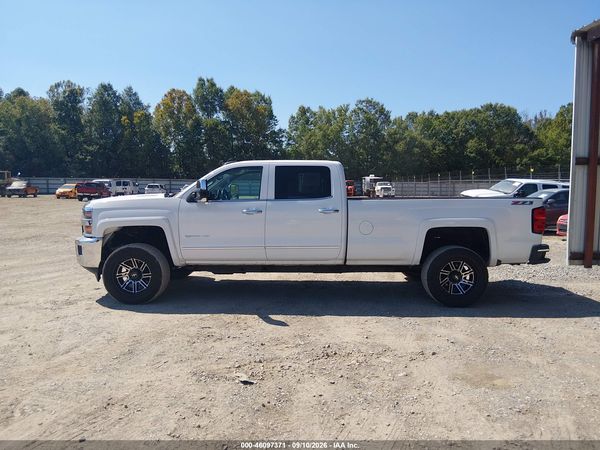 2015 CHEVROLET SILVERADO 2500HD LTZ — I117