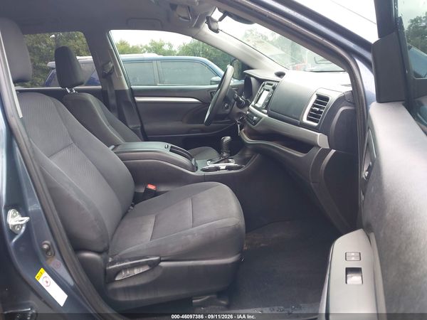 2019 TOYOTA HIGHLANDER LE — I5
